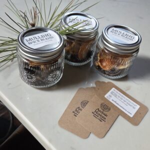 photo of mulling spice blend in mason jar