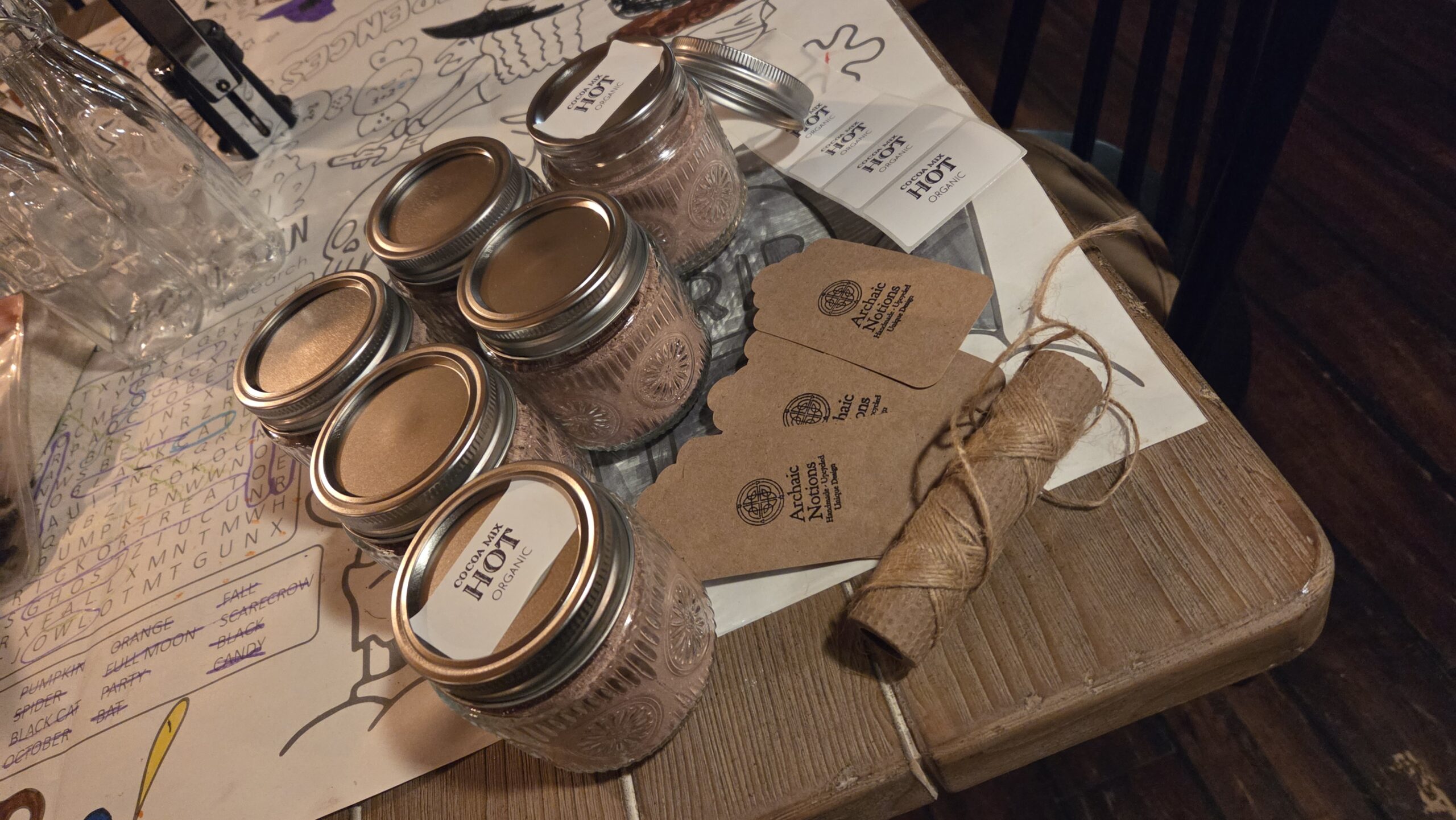 picture of mason jars with organic cocoa mix in them